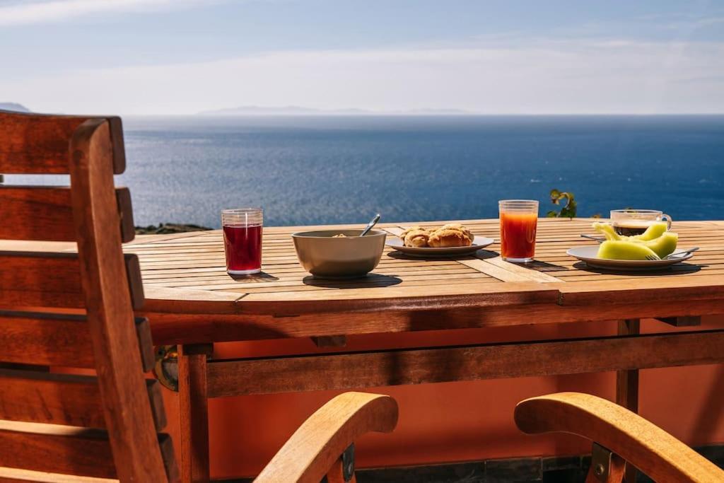 Family Fun In The Infinite Aegean By Neuvel Kato Meria Exterior foto